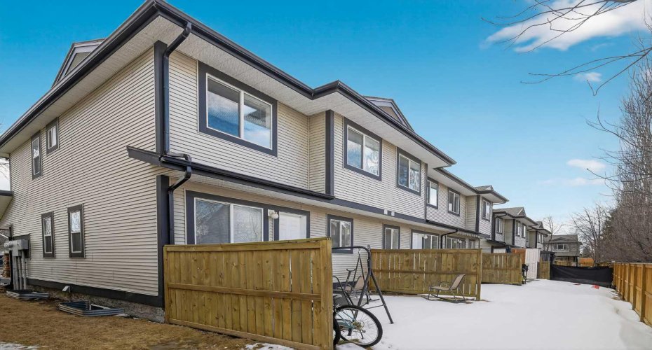 260 Stonemere Place, Chestermere, Alberta T1Z 1N2, 3 Bedrooms Bedrooms, ,3 BathroomsBathrooms,Residential,For Sale,Stonemere Place,A2290215