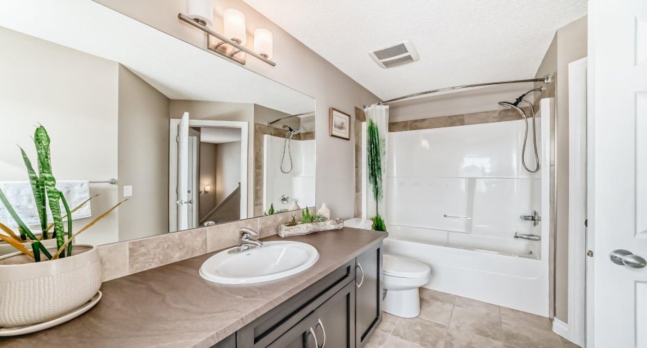 10 Reunion Grove, Airdrie, Alberta T4B 0Z7, 4 Bedrooms Bedrooms, ,3 BathroomsBathrooms,Residential,For Sale,Reunion,A2292885