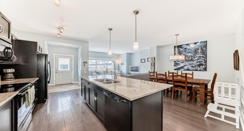 10 Reunion Grove, Airdrie, Alberta T4B 0Z7, 4 Bedrooms Bedrooms, ,3 BathroomsBathrooms,Residential,For Sale,Reunion,A2292885