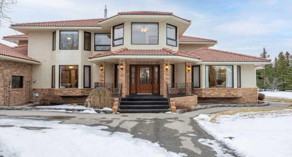 70 Springland Manor Crescent, Rural Rocky View County, Alberta T3Z 3K1, 5 Bedrooms Bedrooms, ,4 BathroomsBathrooms,Residential,For Sale,Springland Manor,A2290286