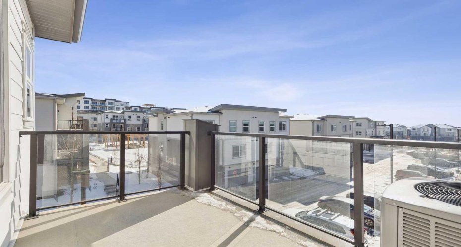 2117 81 Street, Calgary, Alberta T3H 6H5, 2 Bedrooms Bedrooms, ,2 BathroomsBathrooms,Residential,For Sale,81,A2292889