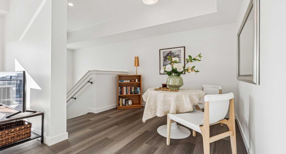 2117 81 Street, Calgary, Alberta T3H 6H5, 2 Bedrooms Bedrooms, ,2 BathroomsBathrooms,Residential,For Sale,81,A2292889