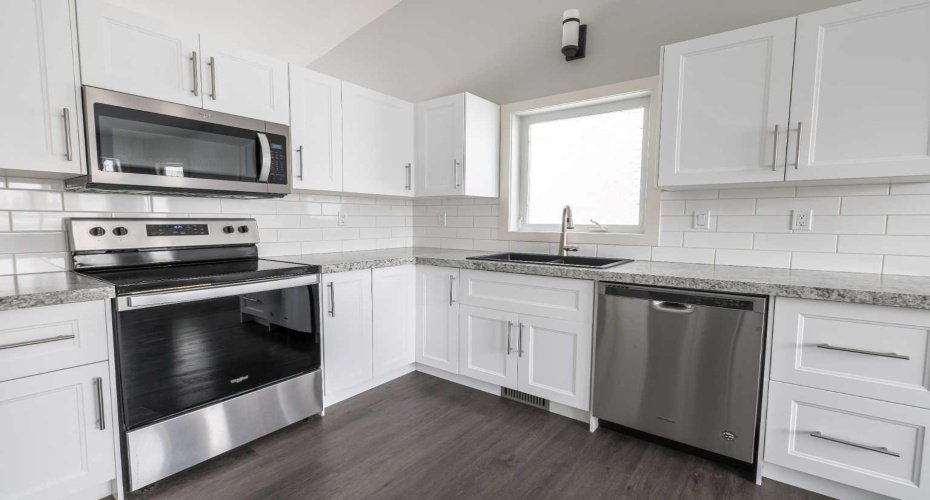 6109 54 Street, Rocky Mountain House, Alberta T4T 1N8, 5 Bedrooms Bedrooms, ,2 BathroomsBathrooms,Residential,For Sale,54,A2290389