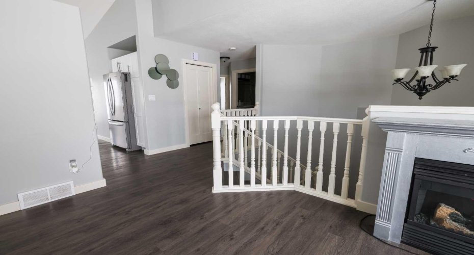 6109 54 Street, Rocky Mountain House, Alberta T4T 1N8, 5 Bedrooms Bedrooms, ,2 BathroomsBathrooms,Residential,For Sale,54,A2290389