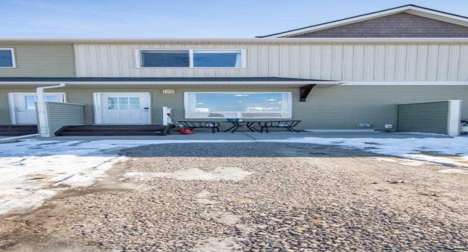 203 Clover Way, Carstairs, Alberta T0M 0N0, 3 Bedrooms Bedrooms, ,2 BathroomsBathrooms,Residential,For Sale,Clover,A2292899
