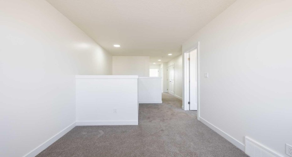 264 Clearview Court, Chestermere, Alberta T2P 2G7, 3 Bedrooms Bedrooms, ,3 BathroomsBathrooms,Residential,For Sale,Clearview,A2292900