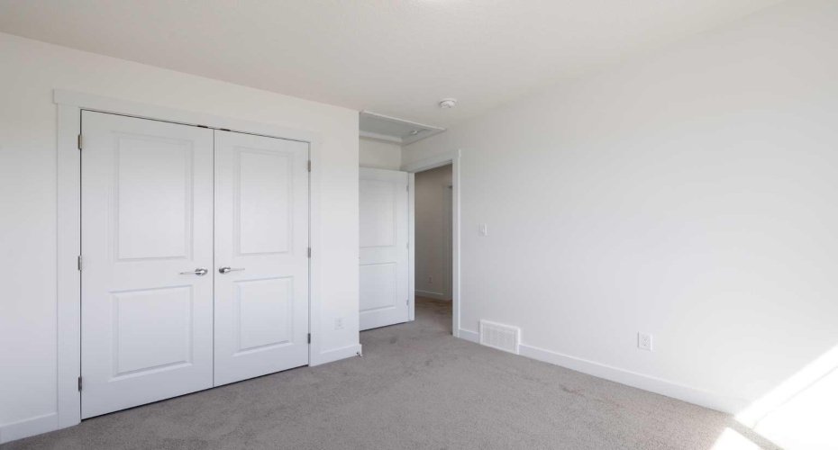 264 Clearview Court, Chestermere, Alberta T2P 2G7, 3 Bedrooms Bedrooms, ,3 BathroomsBathrooms,Residential,For Sale,Clearview,A2292900