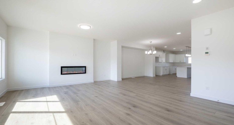 264 Clearview Court, Chestermere, Alberta T2P 2G7, 3 Bedrooms Bedrooms, ,3 BathroomsBathrooms,Residential,For Sale,Clearview,A2292900