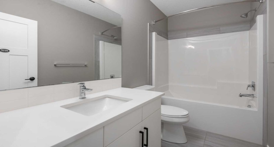 4 peice bathroom in basement