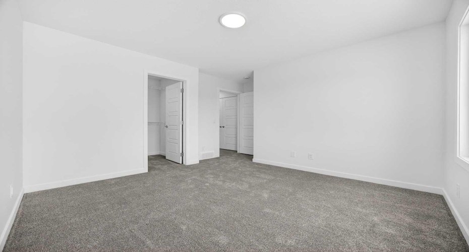 58 Creekside Way, Calgary, Alberta T2X 6E2, 4 Bedrooms Bedrooms, ,4 BathroomsBathrooms,Residential,For Sale,Creekside,A2292907