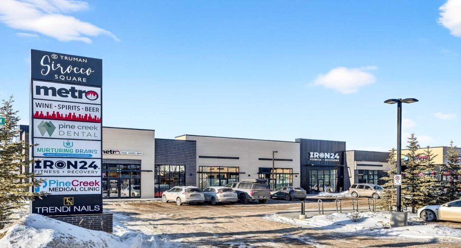 58 Creekside Way, Calgary, Alberta T2X 6E2, 4 Bedrooms Bedrooms, ,4 BathroomsBathrooms,Residential,For Sale,Creekside,A2292907