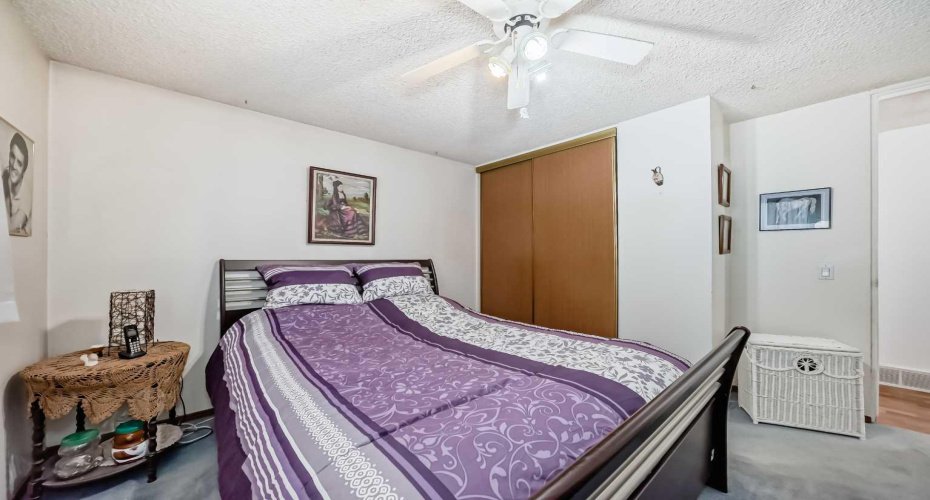 2205 80 Avenue, Calgary, Alberta T2C 1H3, 4 Bedrooms Bedrooms, ,2 BathroomsBathrooms,Residential,For Sale,80,A2290555