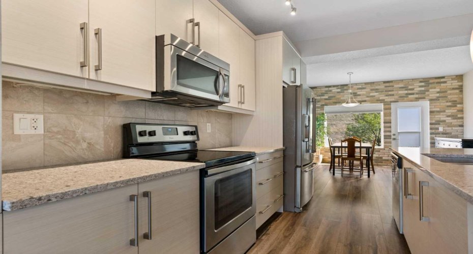 501 River Heights Drive, Cochrane, Alberta T4C 2L3, 3 Bedrooms Bedrooms, ,3 BathroomsBathrooms,Residential,For Sale,River Heights,A2253798