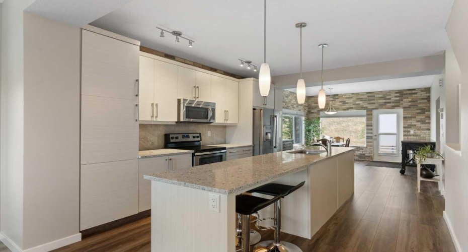 501 River Heights Drive, Cochrane, Alberta T4C 2L3, 3 Bedrooms Bedrooms, ,3 BathroomsBathrooms,Residential,For Sale,River Heights,A2253798