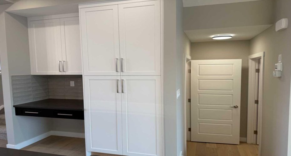 302 Sundown Road, Cochrane, Alberta T4C 3H2, 3 Bedrooms Bedrooms, ,3 BathroomsBathrooms,Residential,For Sale,Sundown,A2256036