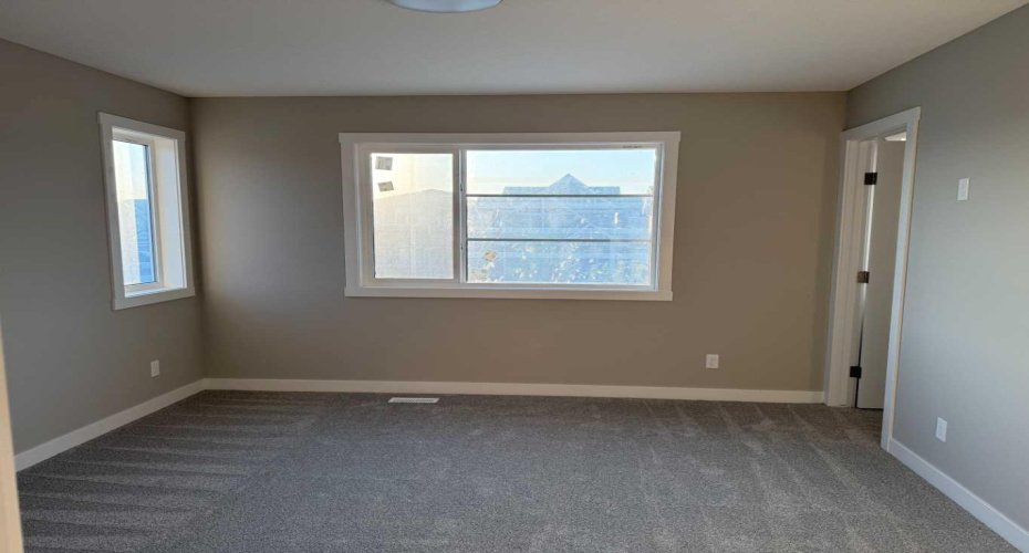 302 Sundown Road, Cochrane, Alberta T4C 3H2, 3 Bedrooms Bedrooms, ,3 BathroomsBathrooms,Residential,For Sale,Sundown,A2256036