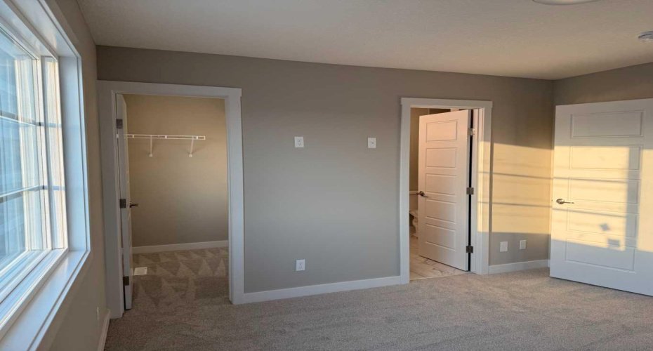 302 Sundown Road, Cochrane, Alberta T4C 3H2, 3 Bedrooms Bedrooms, ,3 BathroomsBathrooms,Residential,For Sale,Sundown,A2256036