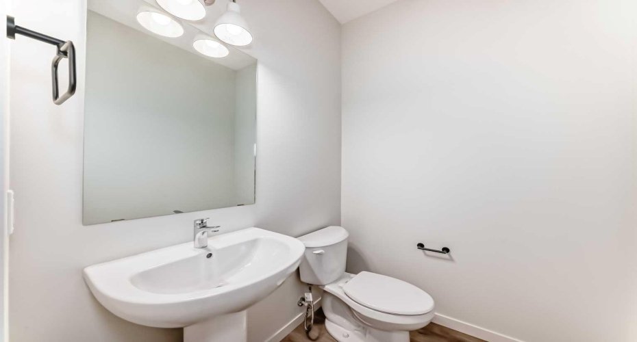 54 Bartlett Row, Calgary, Alberta T3S 0P1, 3 Bedrooms Bedrooms, ,3 BathroomsBathrooms,Residential,For Sale,Bartlett,A2288207
