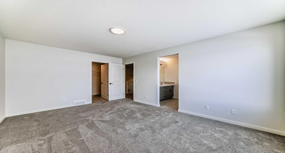 54 Bartlett Row, Calgary, Alberta T3S 0P1, 3 Bedrooms Bedrooms, ,3 BathroomsBathrooms,Residential,For Sale,Bartlett,A2288207