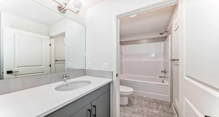 54 Bartlett Row, Calgary, Alberta T3S 0P1, 3 Bedrooms Bedrooms, ,3 BathroomsBathrooms,Residential,For Sale,Bartlett,A2288207