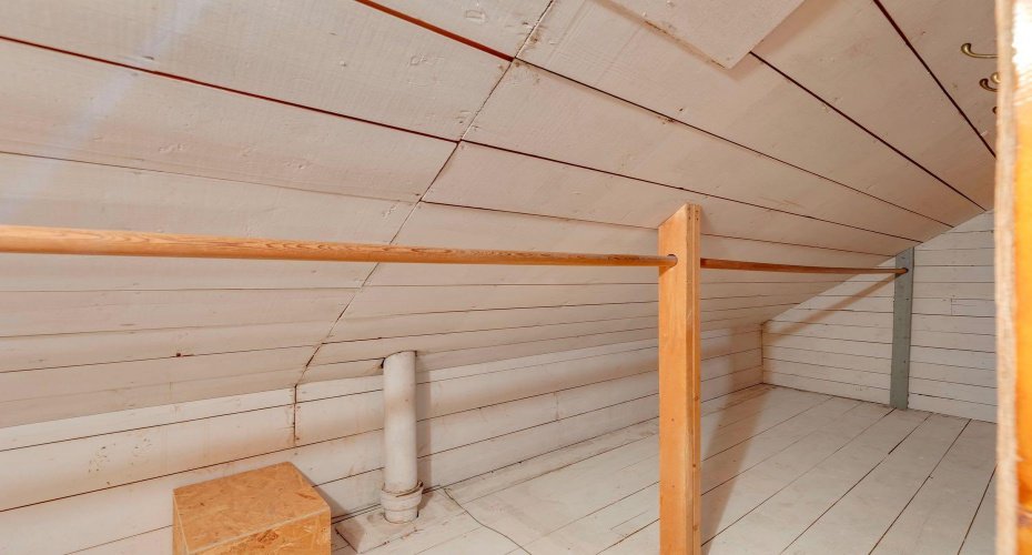 77 Elma Street, Okotoks, Alberta T1S 1J8, 4 Bedrooms Bedrooms, ,1 BathroomBathrooms,Residential,For Sale,Elma,A2290858