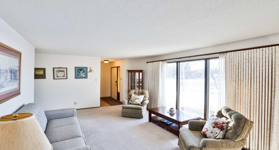 159 Park Avenue, Raymond, Alberta T0K 2S0, 4 Bedrooms Bedrooms, ,3 BathroomsBathrooms,Residential,For Sale,Park Avenue,A2292200