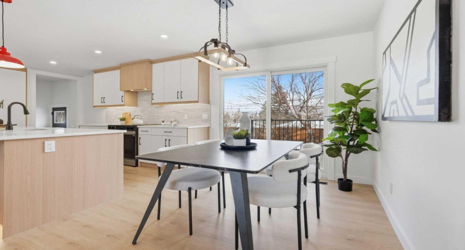 8616 7 Street, Calgary, Alberta T2V 1G9, 4 Bedrooms Bedrooms, ,3 BathroomsBathrooms,Residential,For Sale,7,A2292219