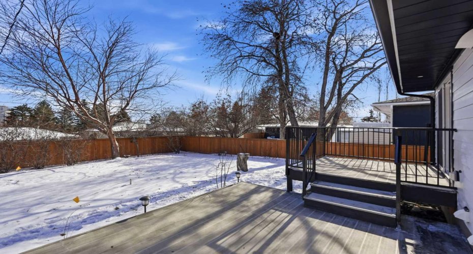 8616 7 Street, Calgary, Alberta T2V 1G9, 4 Bedrooms Bedrooms, ,3 BathroomsBathrooms,Residential,For Sale,7,A2292219