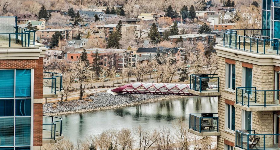 930 6 Avenue, Calgary, Alberta T2P 1J3, 2 Bedrooms Bedrooms, ,2 BathroomsBathrooms,Residential,For Sale,6,A2292220