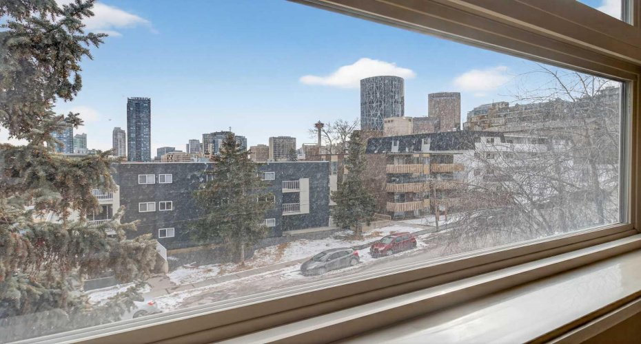 410 1 Avenue, Calgary, Alberta T2E 0B4, 2 Bedrooms Bedrooms, ,2 BathroomsBathrooms,Residential,For Sale,1,A2292236