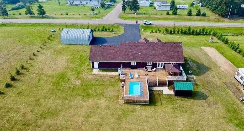 83 14579 Twp Rd 690, Lac La Biche, Alberta T0A 2C0, 3 Bedrooms Bedrooms, ,3 BathroomsBathrooms,Residential,For Sale,14579 Twp Rd 690,A2292311