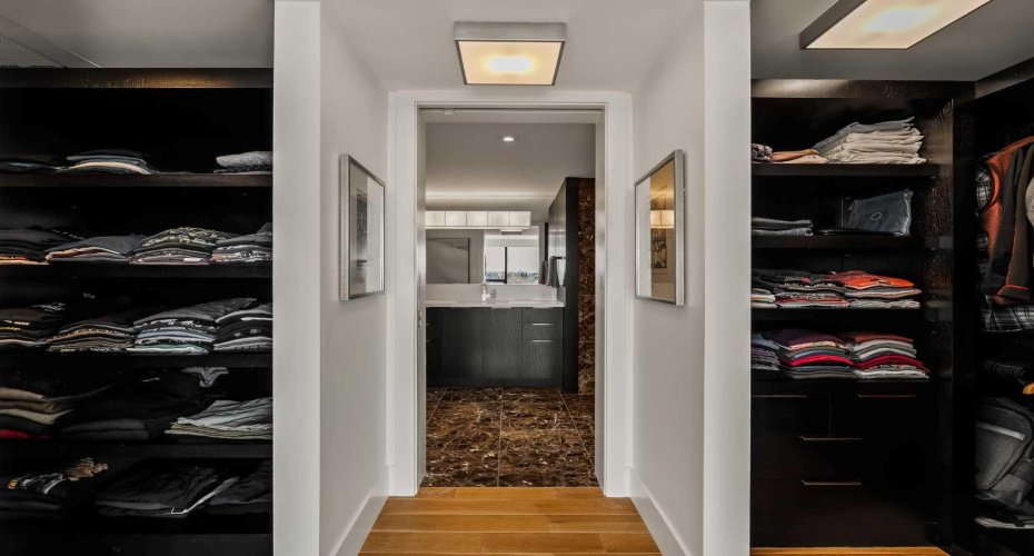 330 26 Avenue, Calgary, Alberta T2S 2T3, 2 Bedrooms Bedrooms, ,3 BathroomsBathrooms,Residential,For Sale,26,A2292317