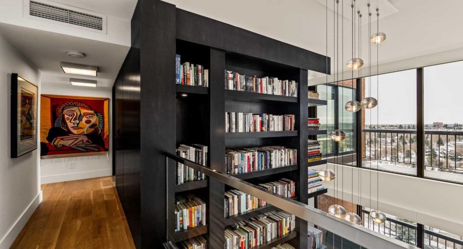 330 26 Avenue, Calgary, Alberta T2S 2T3, 2 Bedrooms Bedrooms, ,3 BathroomsBathrooms,Residential,For Sale,26,A2292317