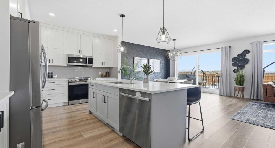 376 Fireside Way, Cochrane, Alberta T4C 3B1, 4 Bedrooms Bedrooms, ,3 BathroomsBathrooms,Residential,For Sale,Fireside,A2292325