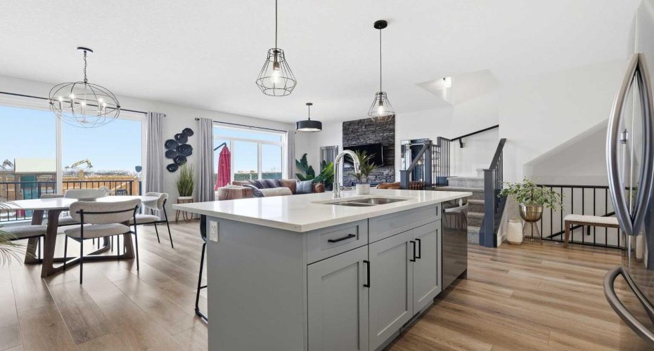 376 Fireside Way, Cochrane, Alberta T4C 3B1, 4 Bedrooms Bedrooms, ,3 BathroomsBathrooms,Residential,For Sale,Fireside,A2292325