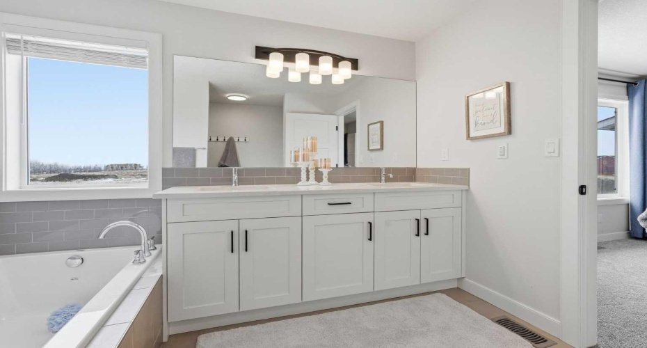 376 Fireside Way, Cochrane, Alberta T4C 3B1, 4 Bedrooms Bedrooms, ,3 BathroomsBathrooms,Residential,For Sale,Fireside,A2292325