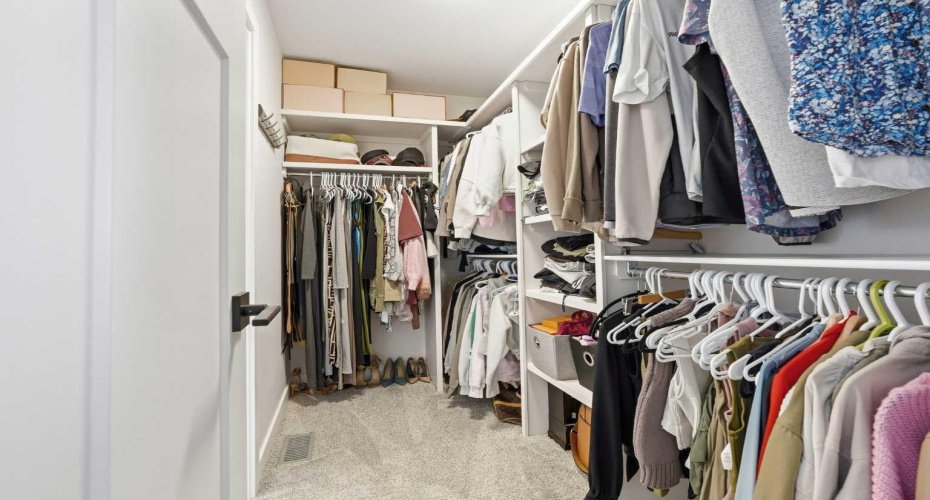 376 Fireside Way, Cochrane, Alberta T4C 3B1, 4 Bedrooms Bedrooms, ,3 BathroomsBathrooms,Residential,For Sale,Fireside,A2292325