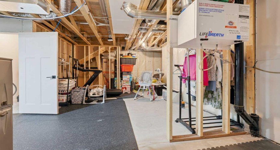 376 Fireside Way, Cochrane, Alberta T4C 3B1, 4 Bedrooms Bedrooms, ,3 BathroomsBathrooms,Residential,For Sale,Fireside,A2292325