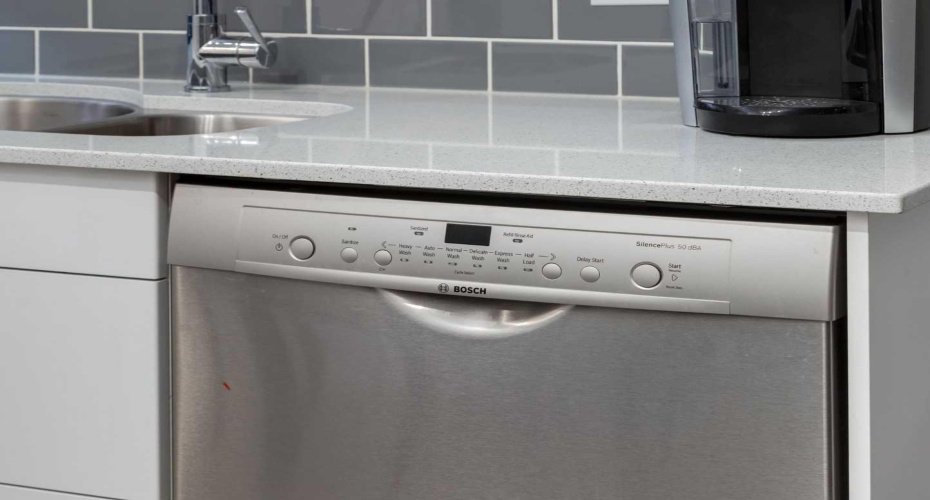 1053 10 Street, Calgary, Alberta T2R 1S6, 1 Bedroom Bedrooms, ,1 BathroomBathrooms,Residential,For Sale,10,A2292378