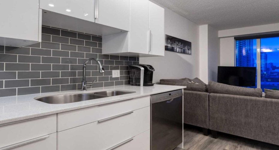 1053 10 Street, Calgary, Alberta T2R 1S6, 1 Bedroom Bedrooms, ,1 BathroomBathrooms,Residential,For Sale,10,A2292378