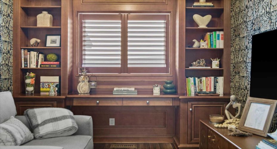 Den on main floor with built-ins