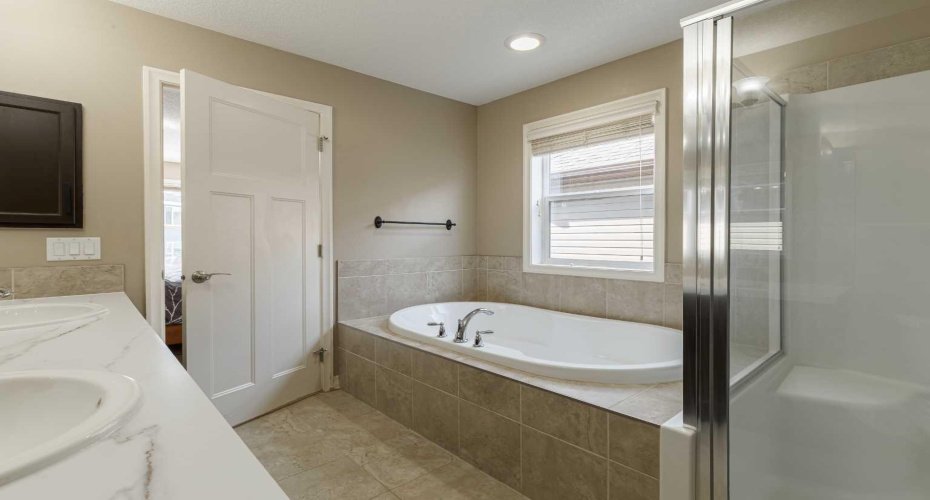 Relax at the end of your day in your soaker tub