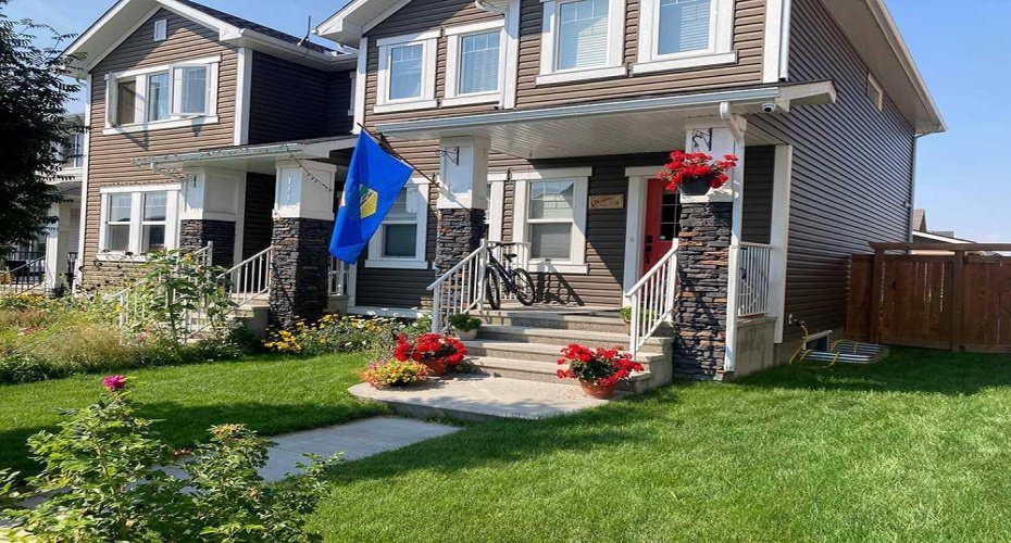 109 Heartland Boulevard, Cochrane, Alberta T4C2R1, 3 Bedrooms Bedrooms, ,3 BathroomsBathrooms,Residential,For Sale,Heartland,A2292507