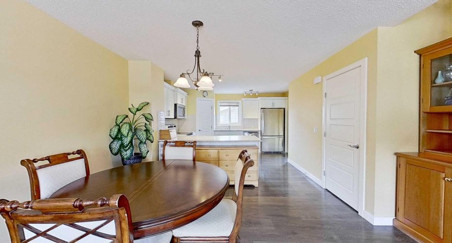 109 Heartland Boulevard, Cochrane, Alberta T4C2R1, 3 Bedrooms Bedrooms, ,3 BathroomsBathrooms,Residential,For Sale,Heartland,A2292507