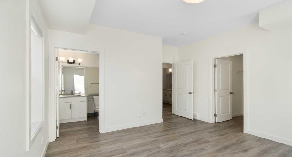 24 Rivercrest Drive, Cochrane, Alberta T4C 2C5, 2 Bedrooms Bedrooms, ,2 BathroomsBathrooms,Residential,For Sale,Rivercrest,A2292815