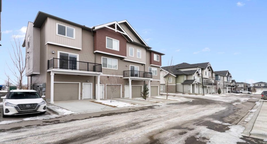 24 Rivercrest Drive, Cochrane, Alberta T4C 2C8, 3 Bedrooms Bedrooms, ,3 BathroomsBathrooms,Residential,For Sale,Rivercrest,A2292820