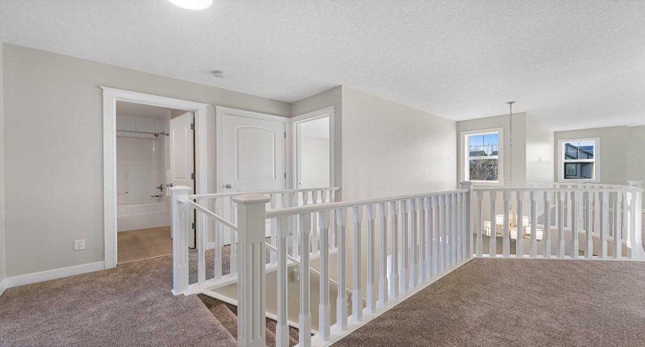 125 Seagreen Passage, Chestermere, Alberta T1X0G5, 5 Bedrooms Bedrooms, ,4 BathroomsBathrooms,Residential,For Sale,Seagreen,A2292977