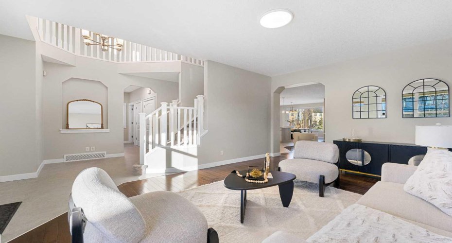 125 Seagreen Passage, Chestermere, Alberta T1X0G5, 5 Bedrooms Bedrooms, ,4 BathroomsBathrooms,Residential,For Sale,Seagreen,A2292977