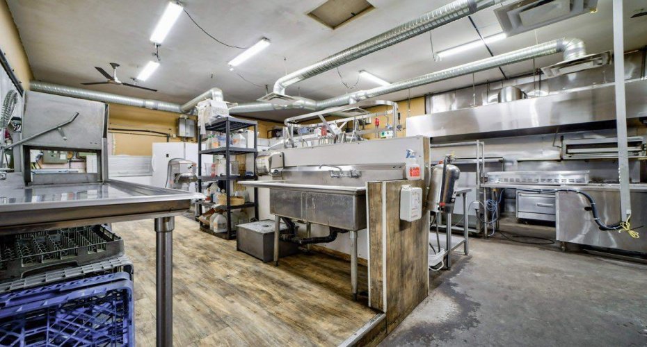 8510 19 Avenue, Coleman, Alberta T0K 0M0, ,Commercial,For Sale,19,A2292990