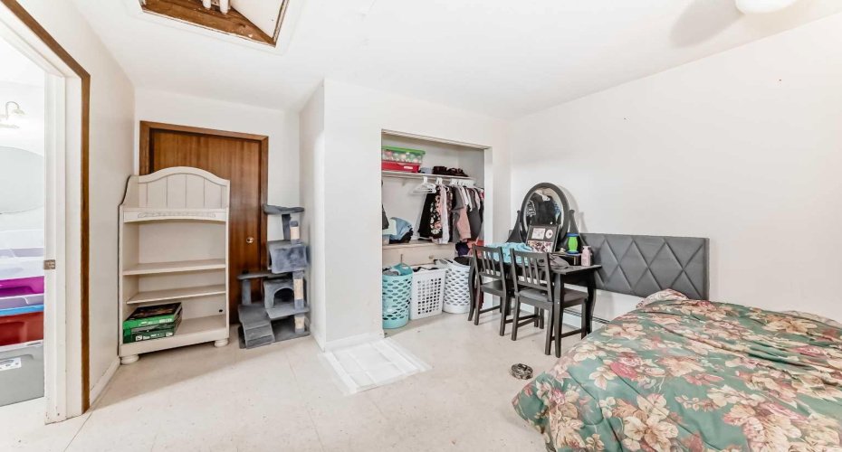 5001 62 Avenue, Ponoka, Alberta T4J 1E6, 5 Bedrooms Bedrooms, ,4 BathroomsBathrooms,Residential,For Sale,62,A2293011